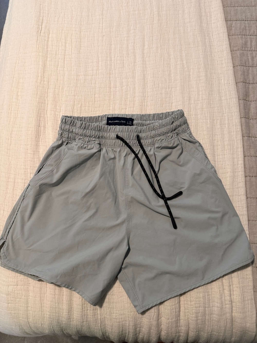 Abercrombie & Fitch Light Gray Men's Athletic Shorts